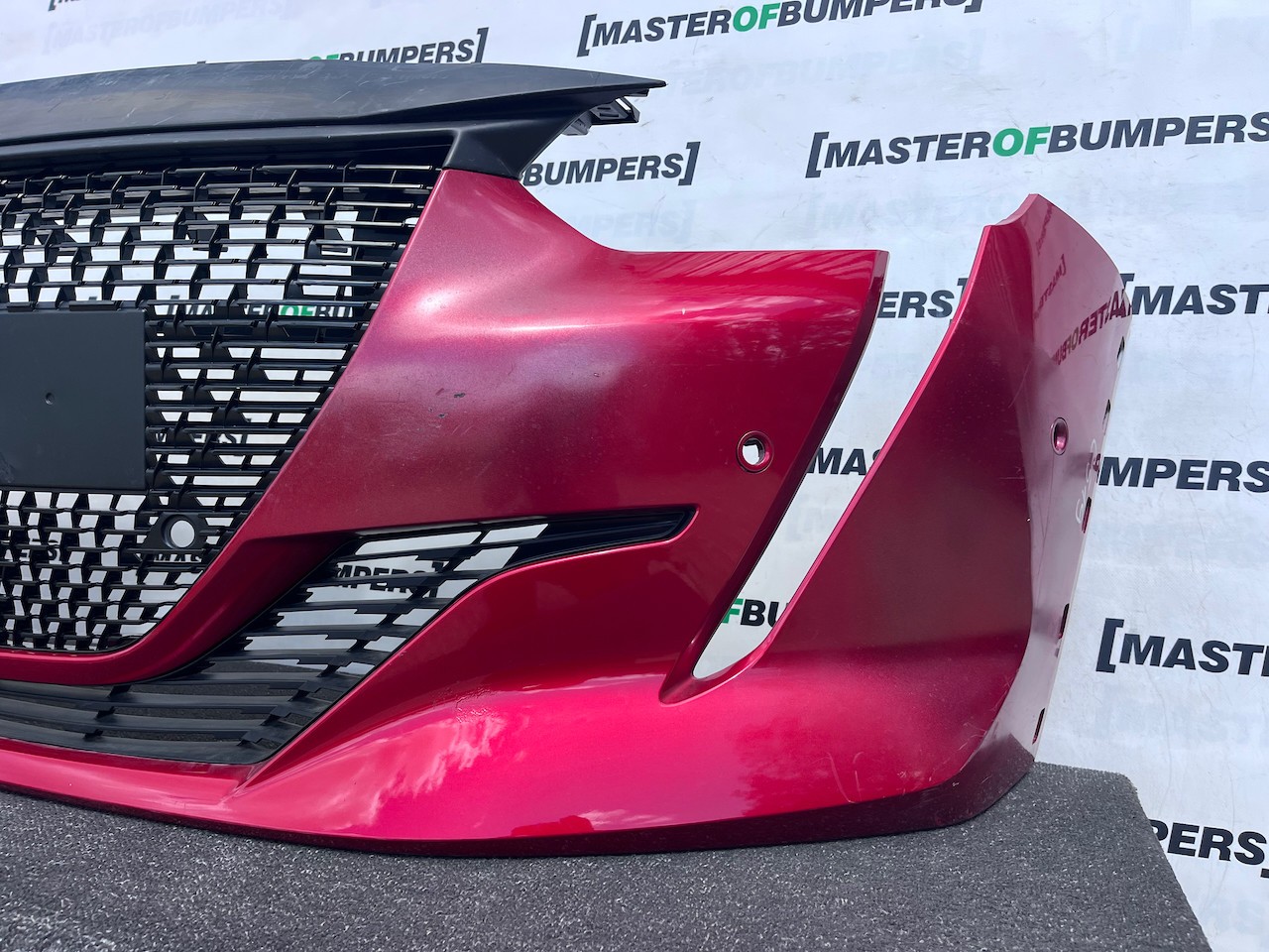 Peugeot 208 Gt Line Mk2 Hatchback 2020-2023 Front Bumper 6 Pdc Genuine [c519]