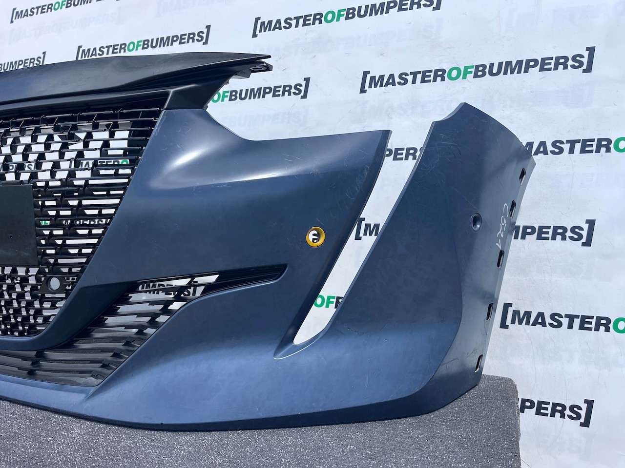 Peugeot 208 Gt Line Mk2 Hatchback 2020-2023 Front Bumper 6 Pdc Genuine [c521]