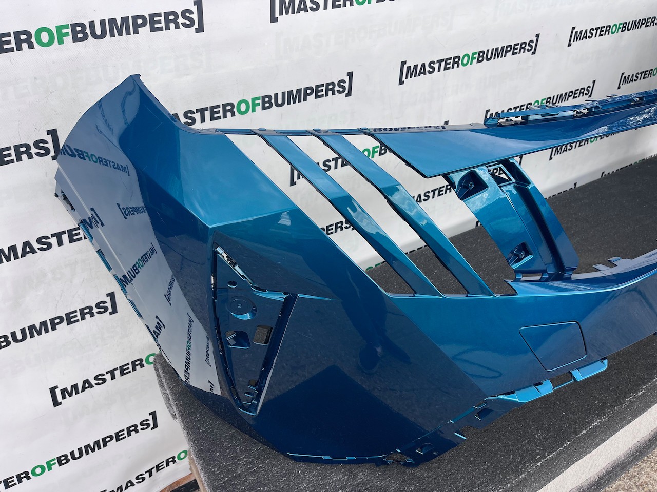 Peugeot 5008 3008 Gt Line Lift 2024-2027 Front Bumper 4 Pdc Genuine [c535]