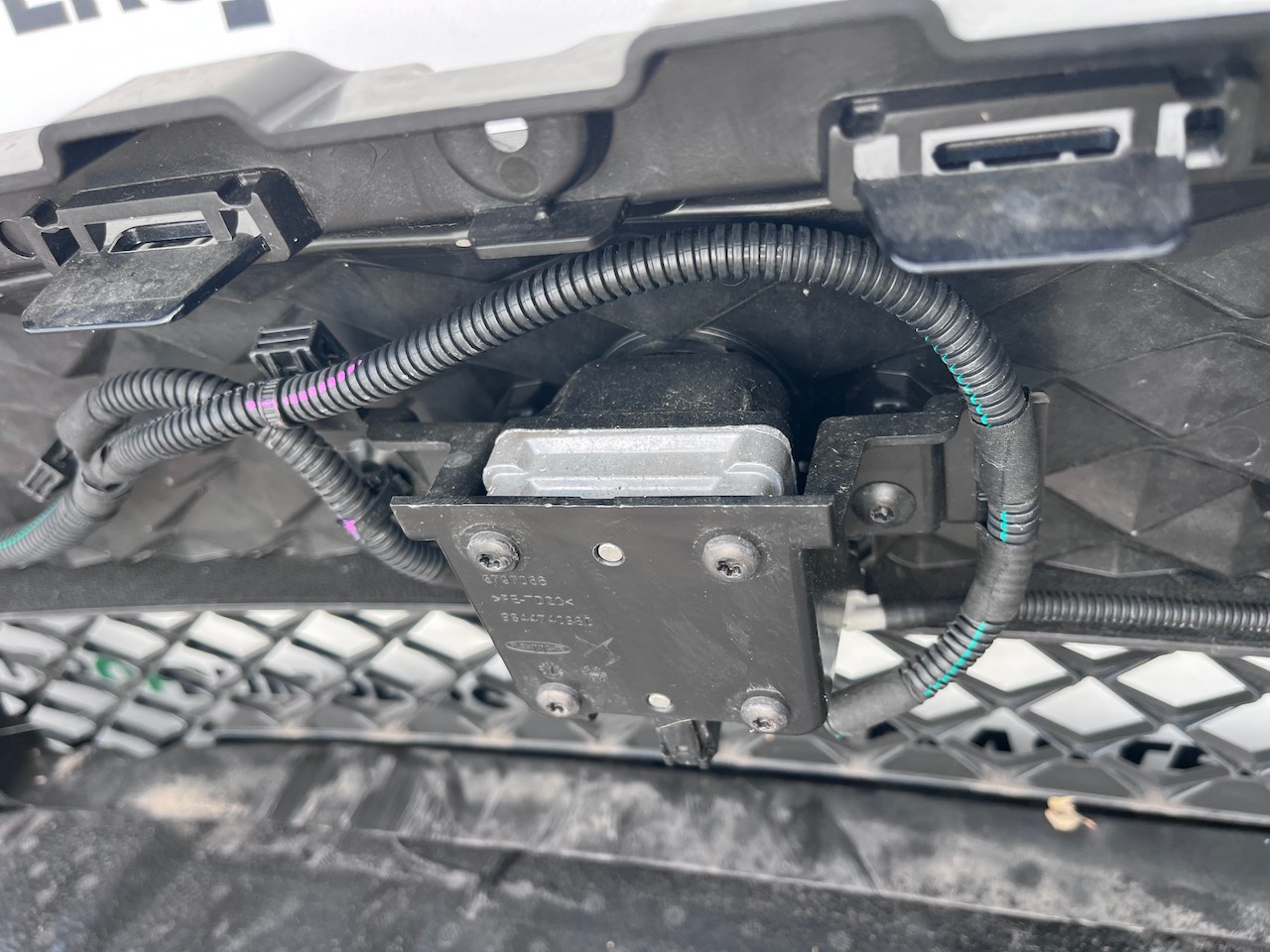 Citroen Ds7 E-tense Suv Crossover 2023-on Front Bumper 6 Pdc Genuine [c451]