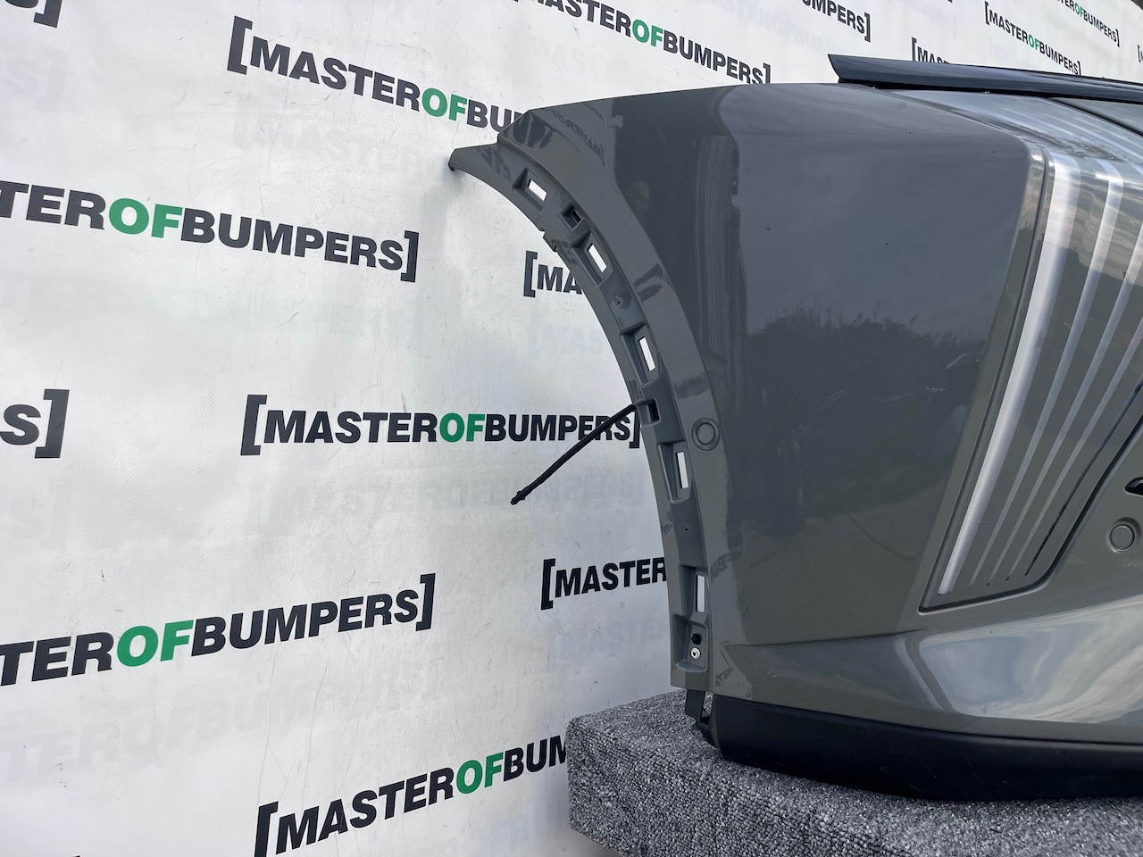 Citroen Ds7 E-tense Suv Crossover 2023-on Front Bumper 6 Pdc Genuine [c451]