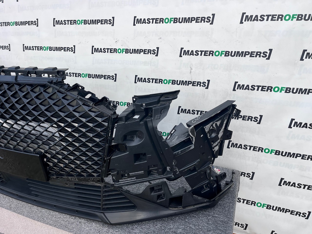 Citroen Ds7 E-tense Suv Crossover 2023-on Front Bumper 6 Pdc Genuine [c451]