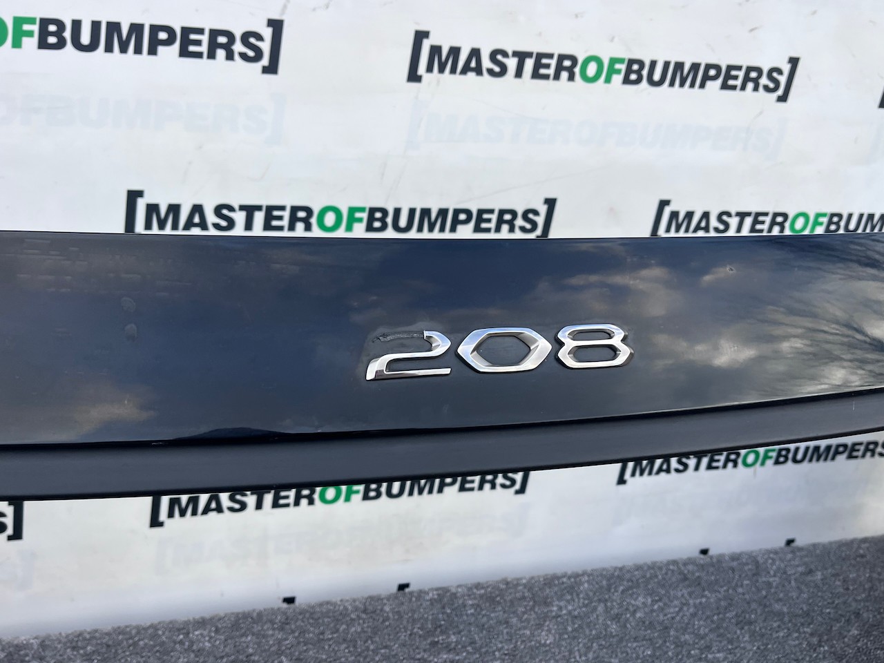 Peugeot 208 Active Premium Hatchback Mk2 2020-2023 Front Bumper Genuine [c471]