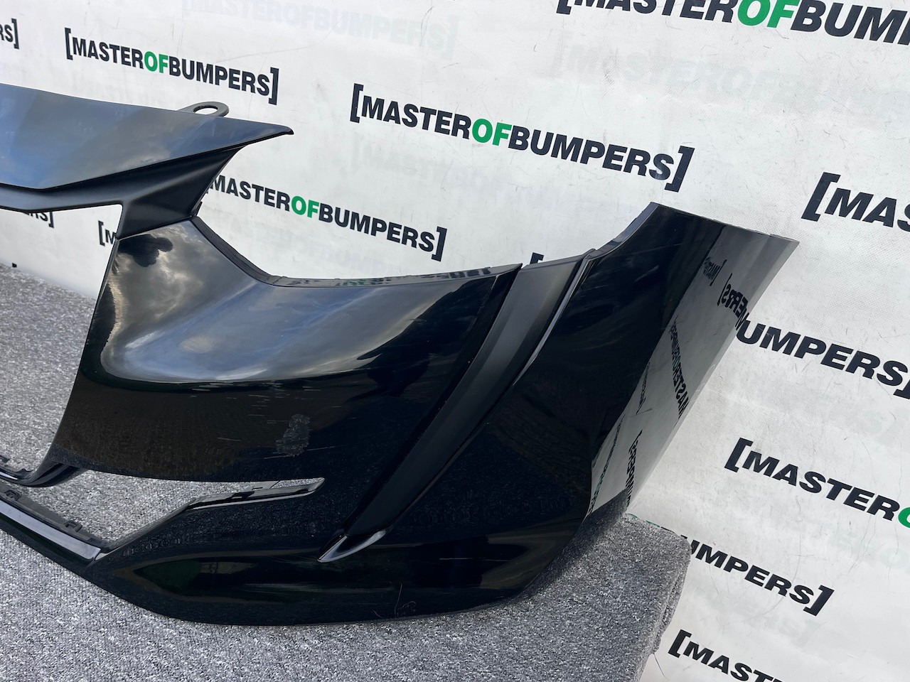 Peugeot 208 Active Premium Hatchback Mk2 2020-2023 Front Bumper Genuine [c471]