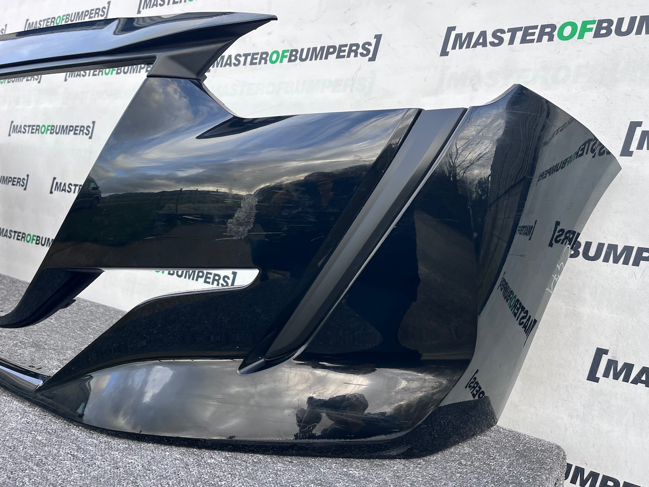 Peugeot 208 Active Premium Hatchback Mk2 2020-2023 Front Bumper Genuine [c471]