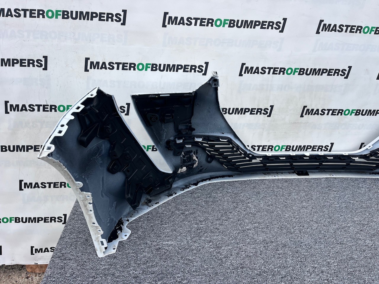 Peugeot 208 Active Premium Mk2 2020-2023 Front Bumper White Genuine [c421]