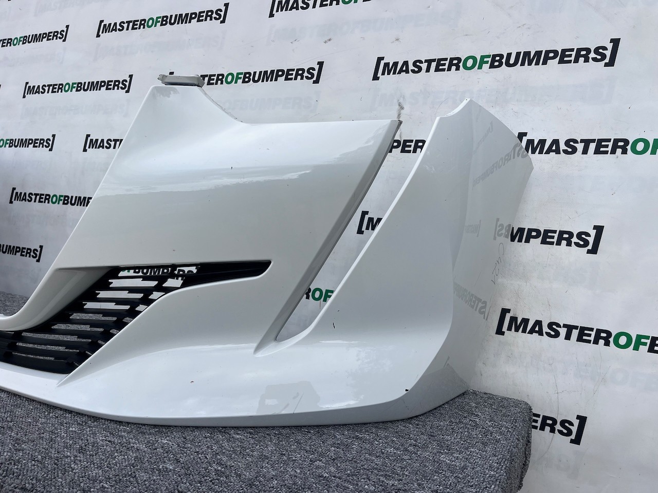 Peugeot 208 Active Premium Mk2 2020-2023 Front Bumper White Genuine [c421]