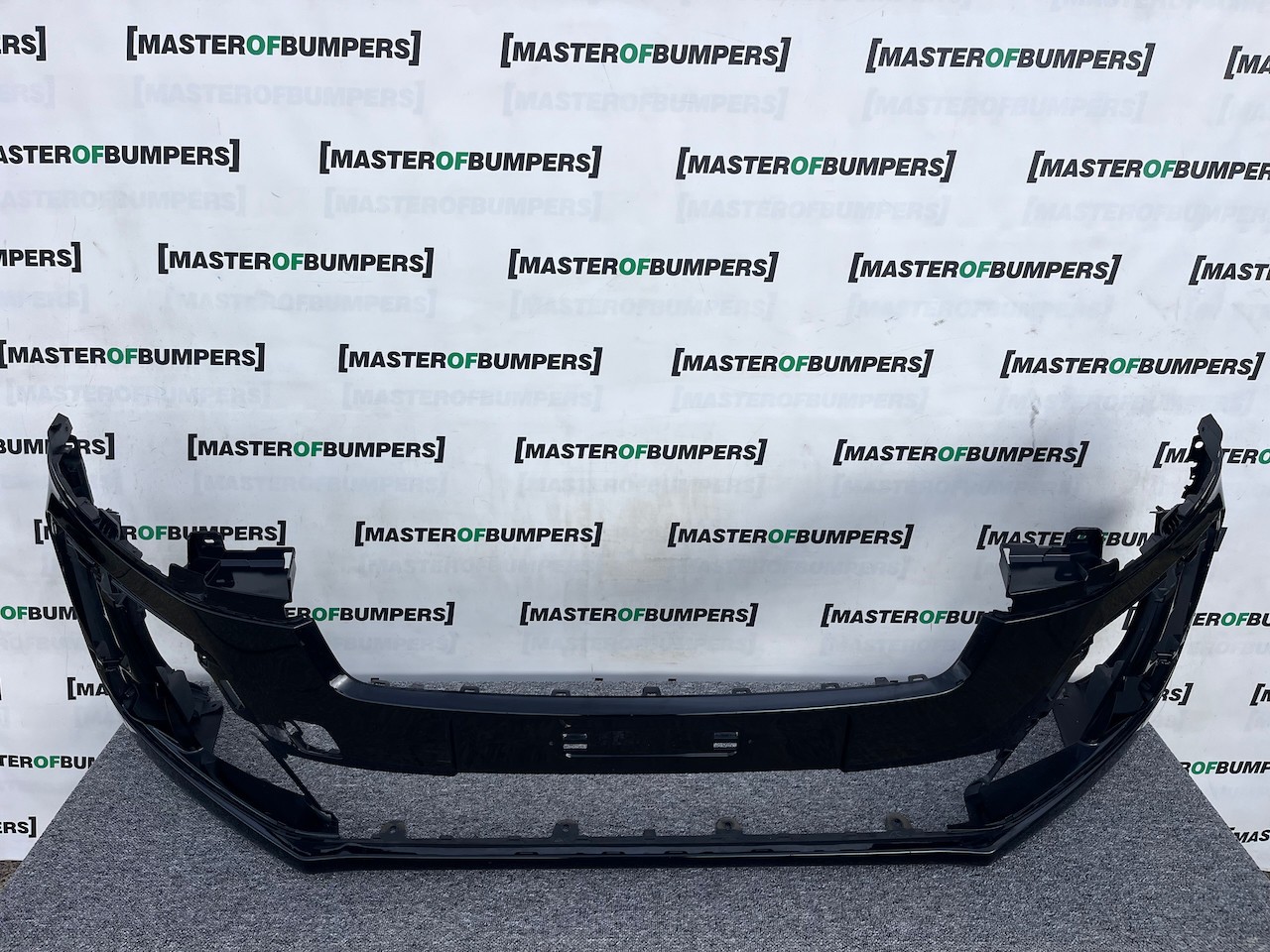 Peugeot Expert Vivaro Scudo Zafira 2016-2022 Front Bumper 6 Pdc Genuine [q297]