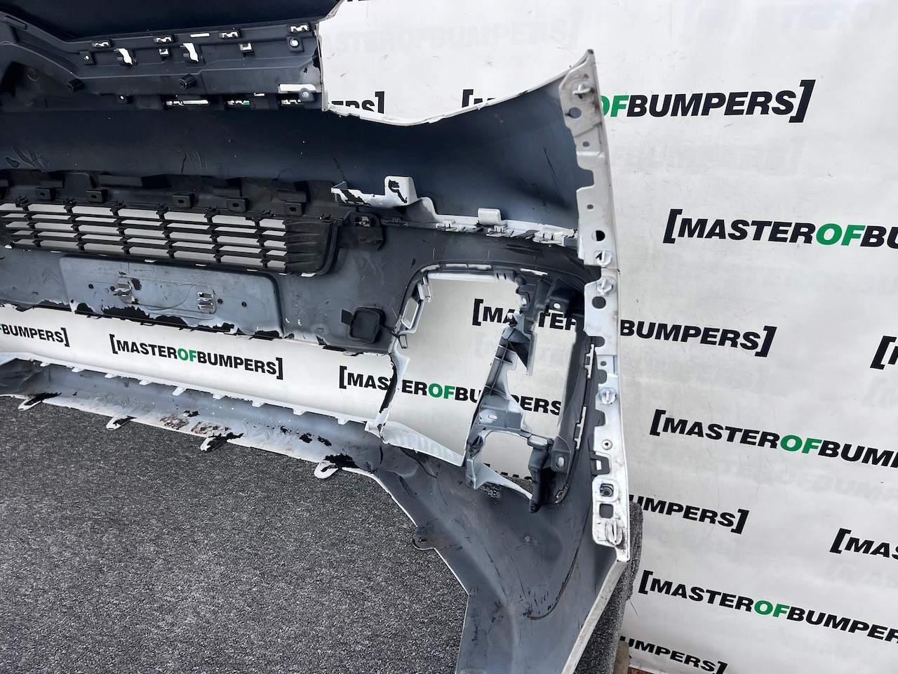 Citroen Dispatch Enterprise Crew Cab 2016-2022 Front Bumper 4 Pdc Genuine [c487]