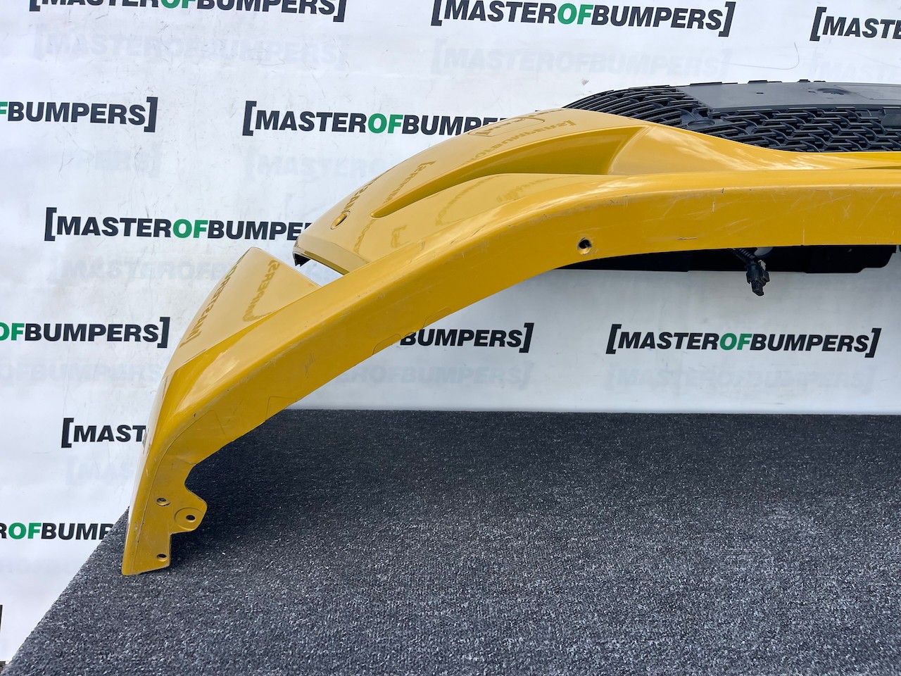 Peugeot 208 Gt Line Mk2 Hatchback 2020-2023 Front Bumper 6 Pdc Genuine [c501]