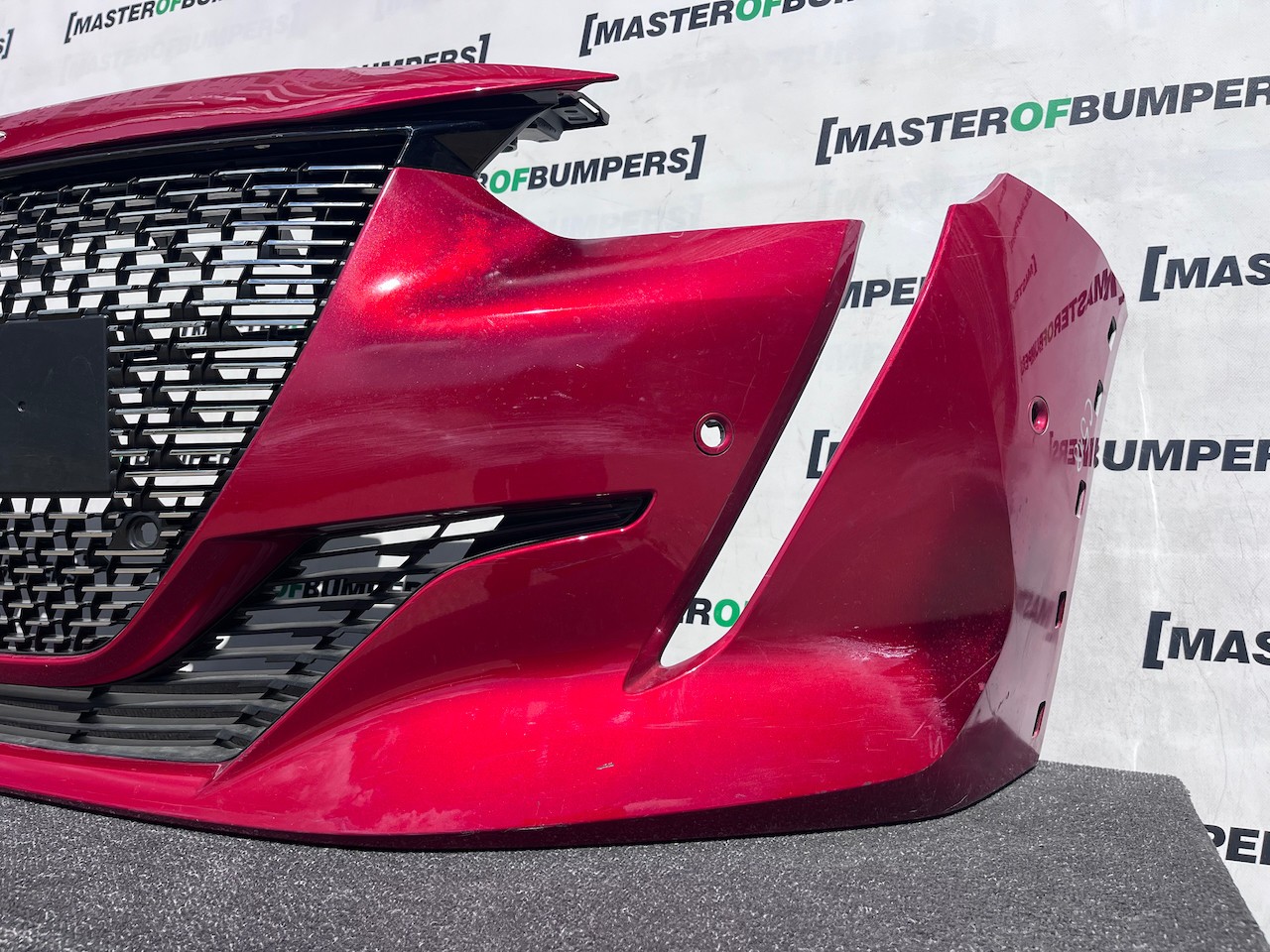 Peugeot 208 Gt Line Mk2 Hatchback 2020-2023 Front Bumper 6 Pdc Genuine [c518]