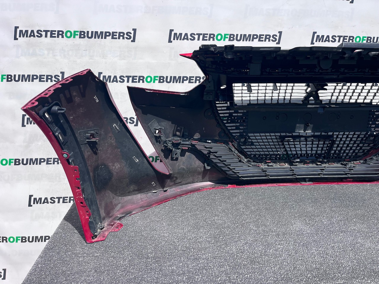 Peugeot 208 Gt Line Mk2 Hatchback 2020-2023 Front Bumper 6 Pdc Genuine [c518]