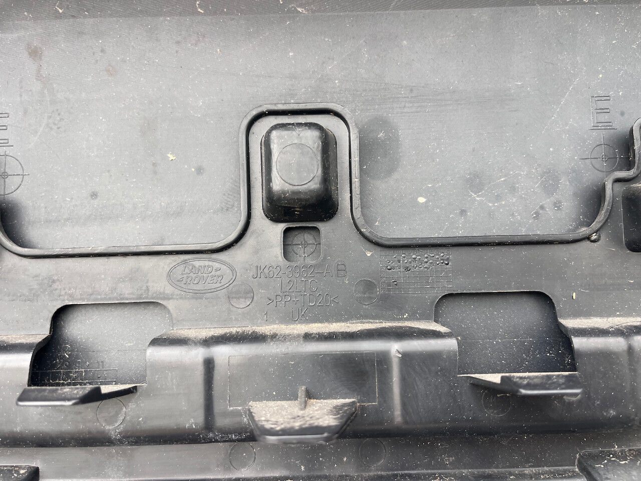 Range Rover Sport Hse Mk2 Lift Suv 2018-2022 Front Bumper 6 Pdc Genuine [p296]