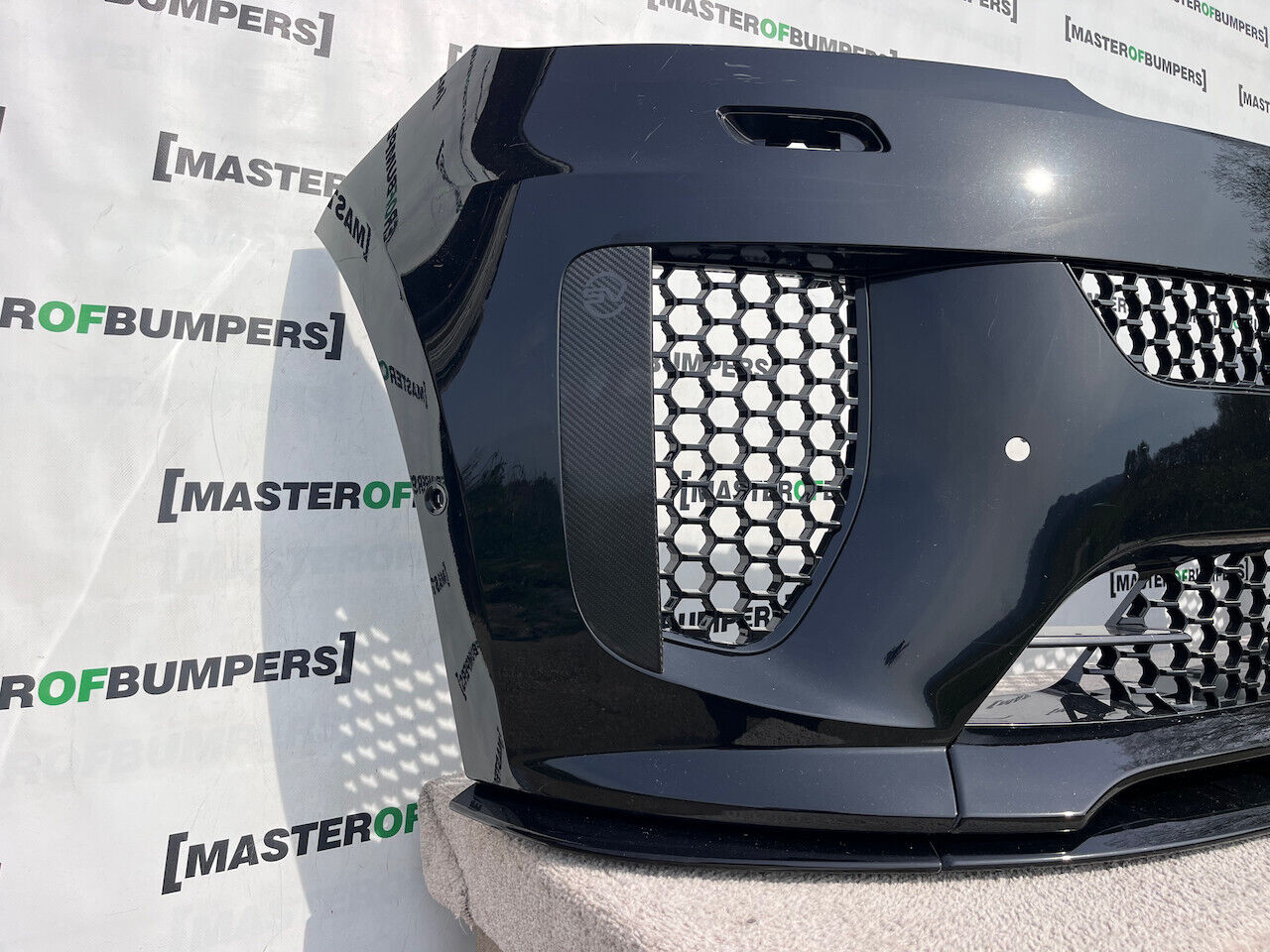 Land Rover Range Rover Sport Svr 2024-on Front Bumper 6 Pdc Genuine [p397]