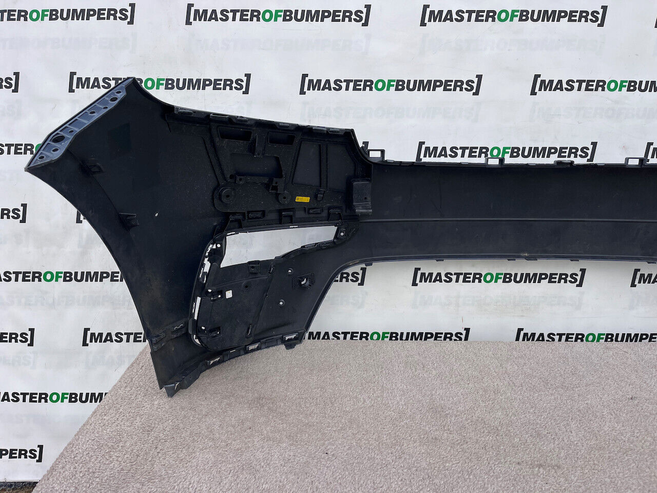 Range Rover Velar Dynamic Hse Suv 2019-2023 Front Bumper 4 Pdc Genuine [p415]