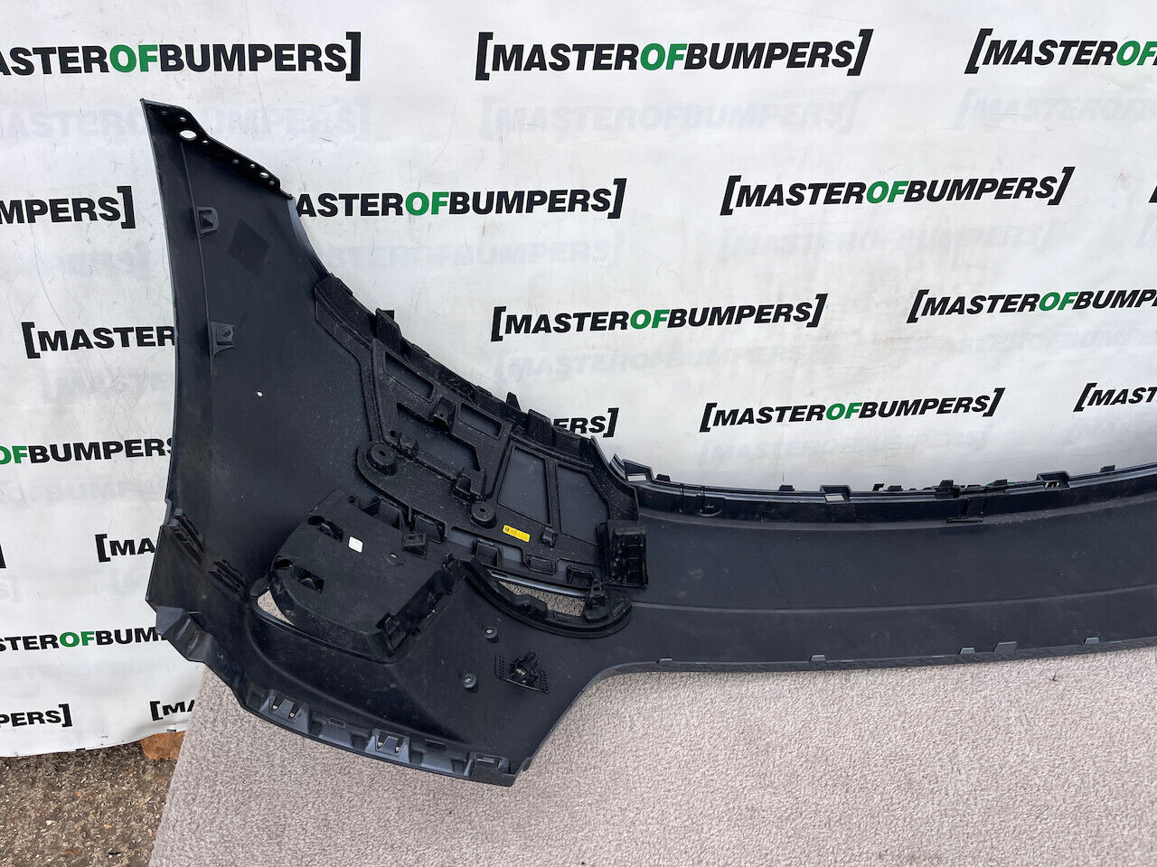 Range Rover Velar Dynamic Hse Suv 2019-2023 Front Bumper 4 Pdc Genuine [p415]