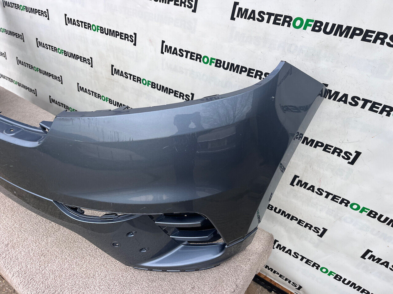 Range Rover Velar Dynamic Hse Suv 2019-2023 Front Bumper 4 Pdc Genuine [p415]