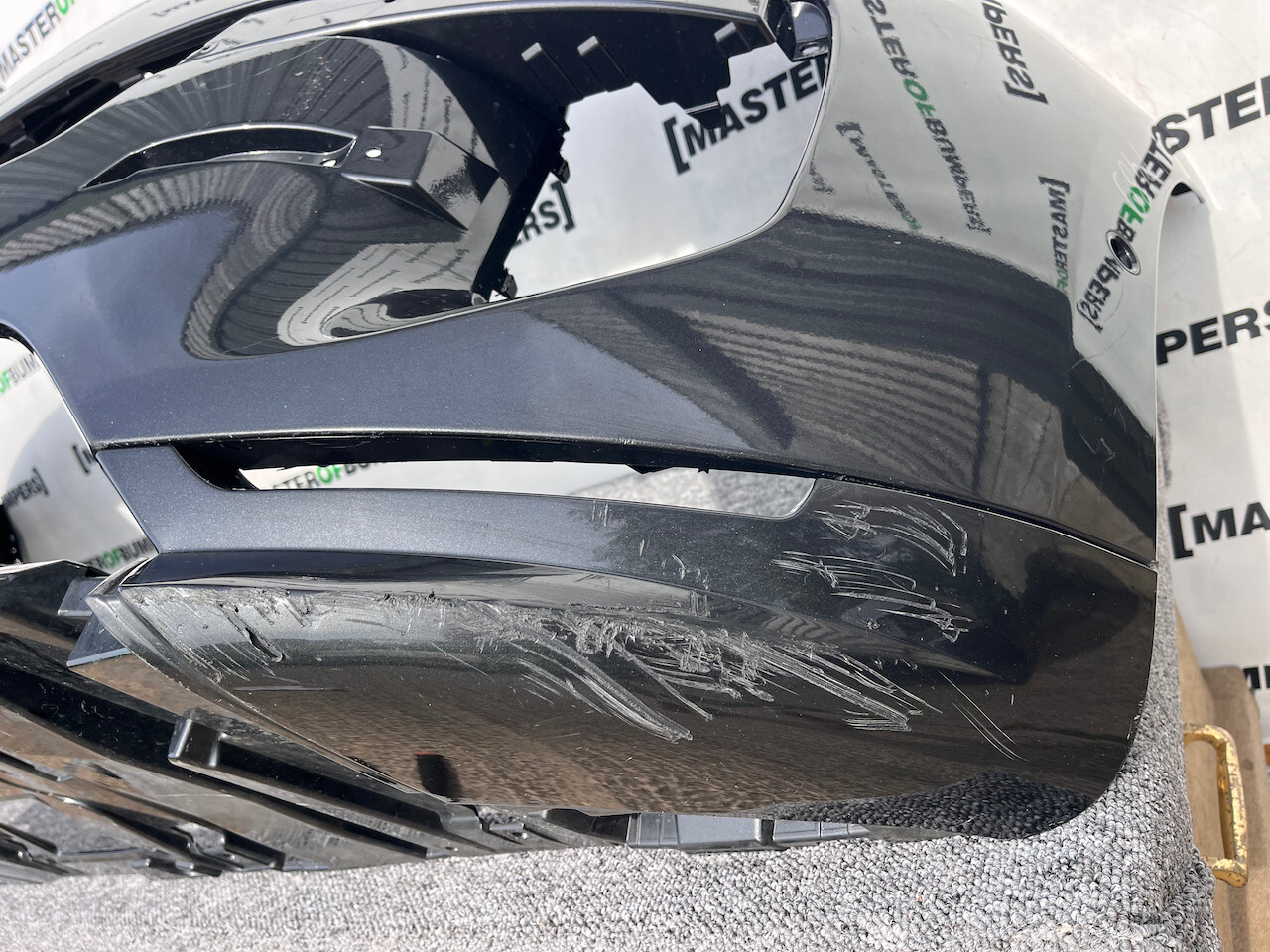 Range Rover Sport L461 Suv 2023-on Front Bumper 6 Pdc + Jets Genuine [p439]