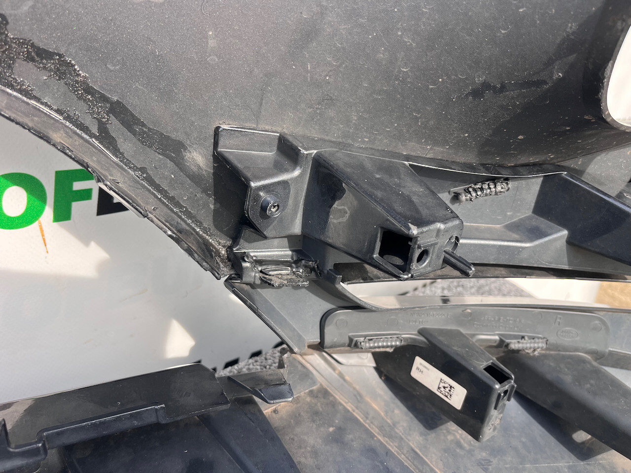 Range Rover Sport L461 Suv 2023-on Front Bumper 6 Pdc + Jets Genuine [p439]