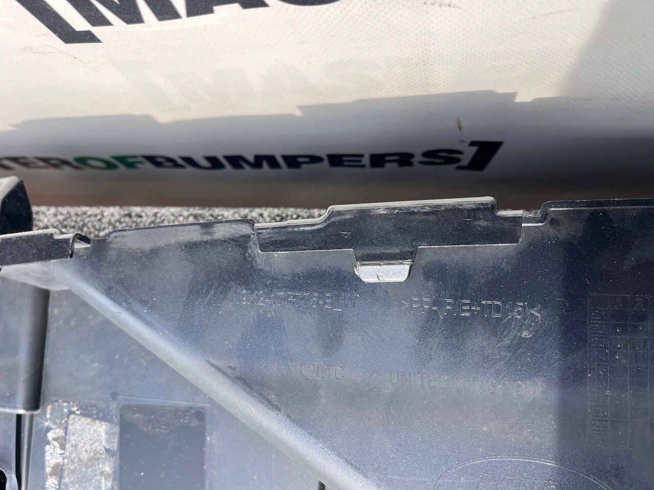 Range Rover Sport L461 Suv 2023-on Front Bumper 6 Pdc + Jets Genuine [p439]