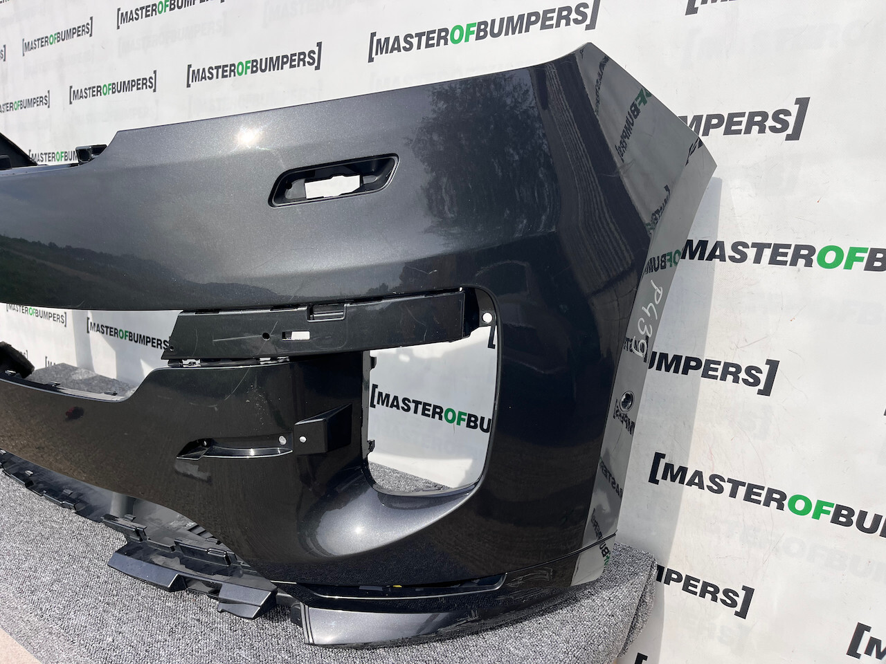 Range Rover Sport L461 Suv 2023-on Front Bumper 6 Pdc + Jets Genuine [p439]
