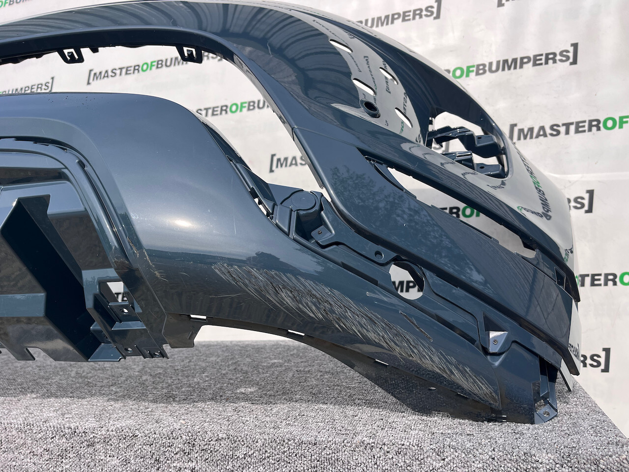 Range Rover Evoque R-dynamic Hse 2019-2023 Front Bumper 4 Pdc Genuine [p437]