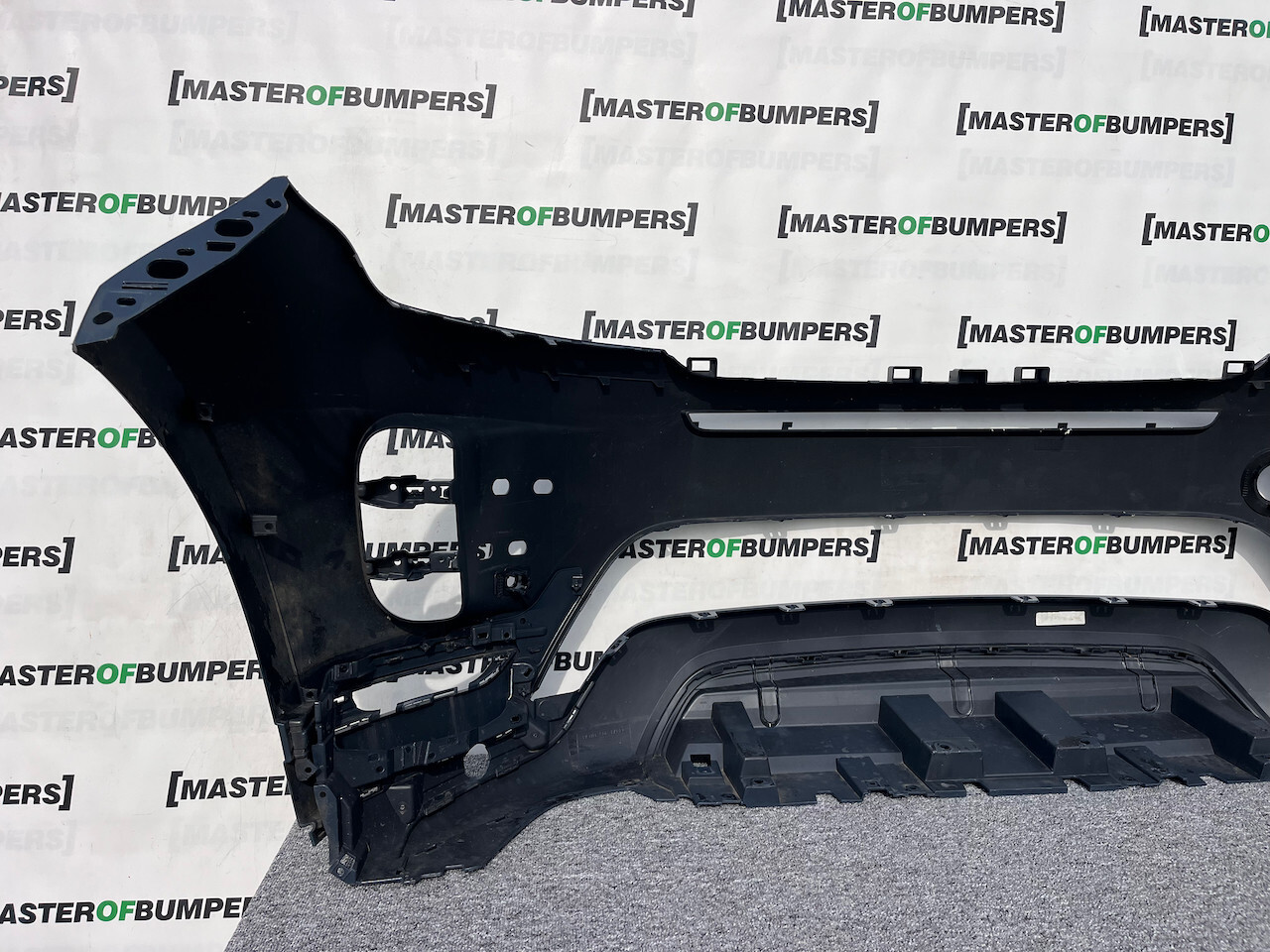 Range Rover Evoque R-dynamic Hse 2019-2023 Front Bumper 4 Pdc Genuine [p437]