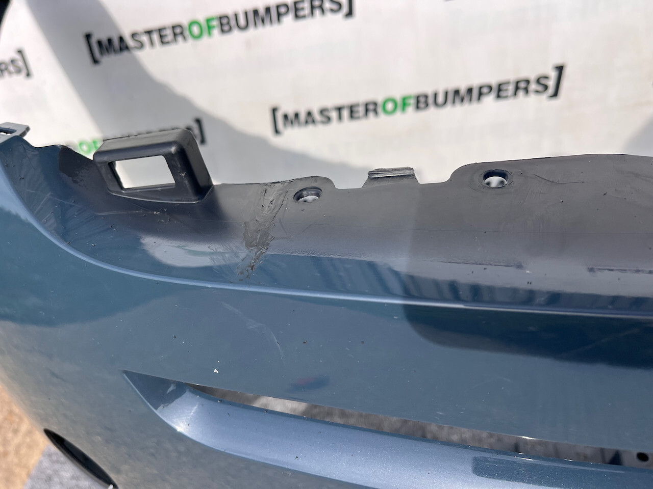 Range Rover Evoque R-dynamic Hse 2019-2023 Front Bumper 4 Pdc Genuine [p437]