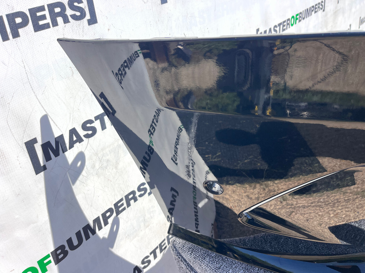 Range Rover Sport Svr Sv 2024-on Rear Bumper 6 Pdc Black Genuine [p405]