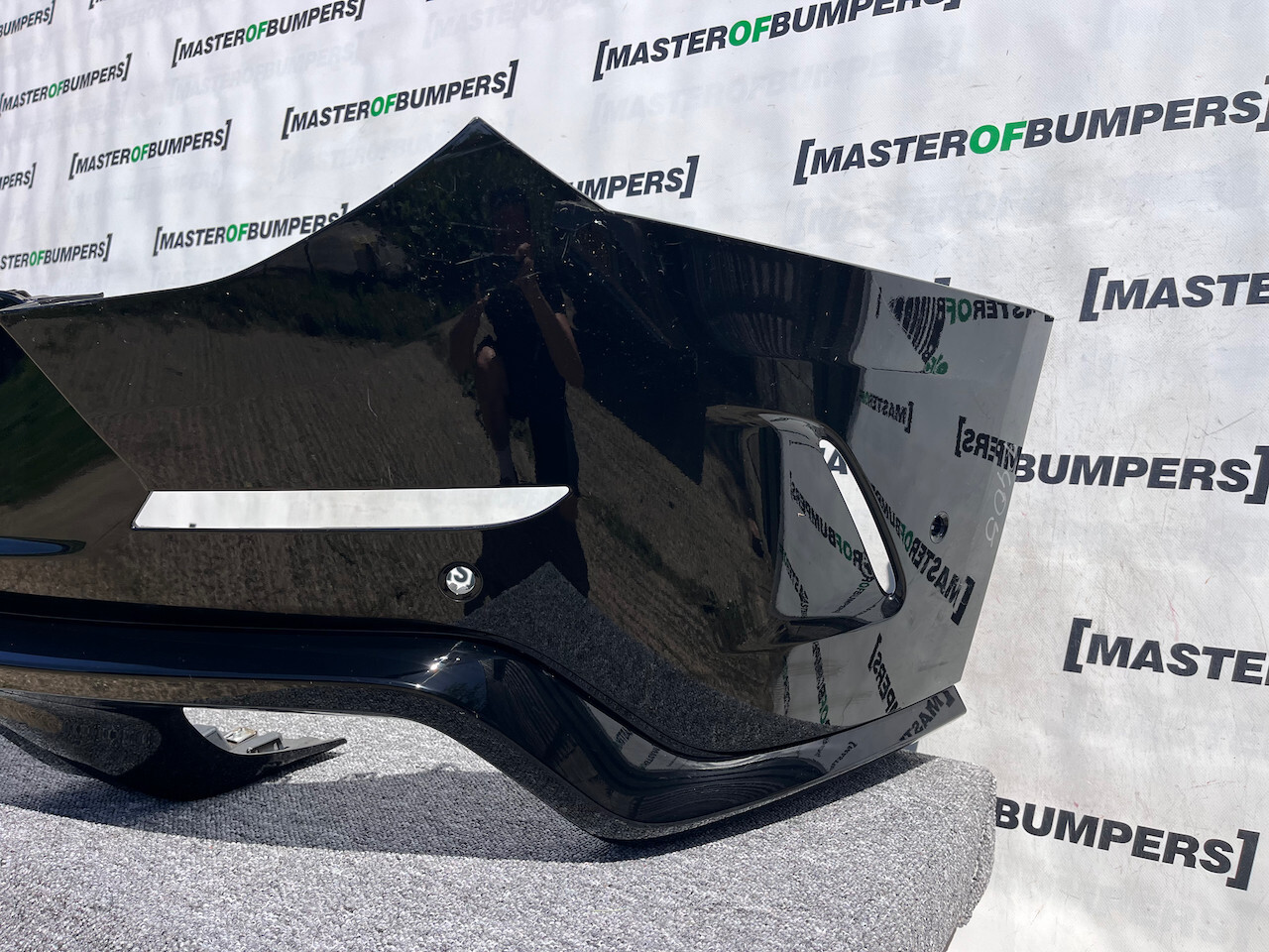 Range Rover Sport Svr Sv 2024-on Rear Bumper 6 Pdc Black Genuine [p405]