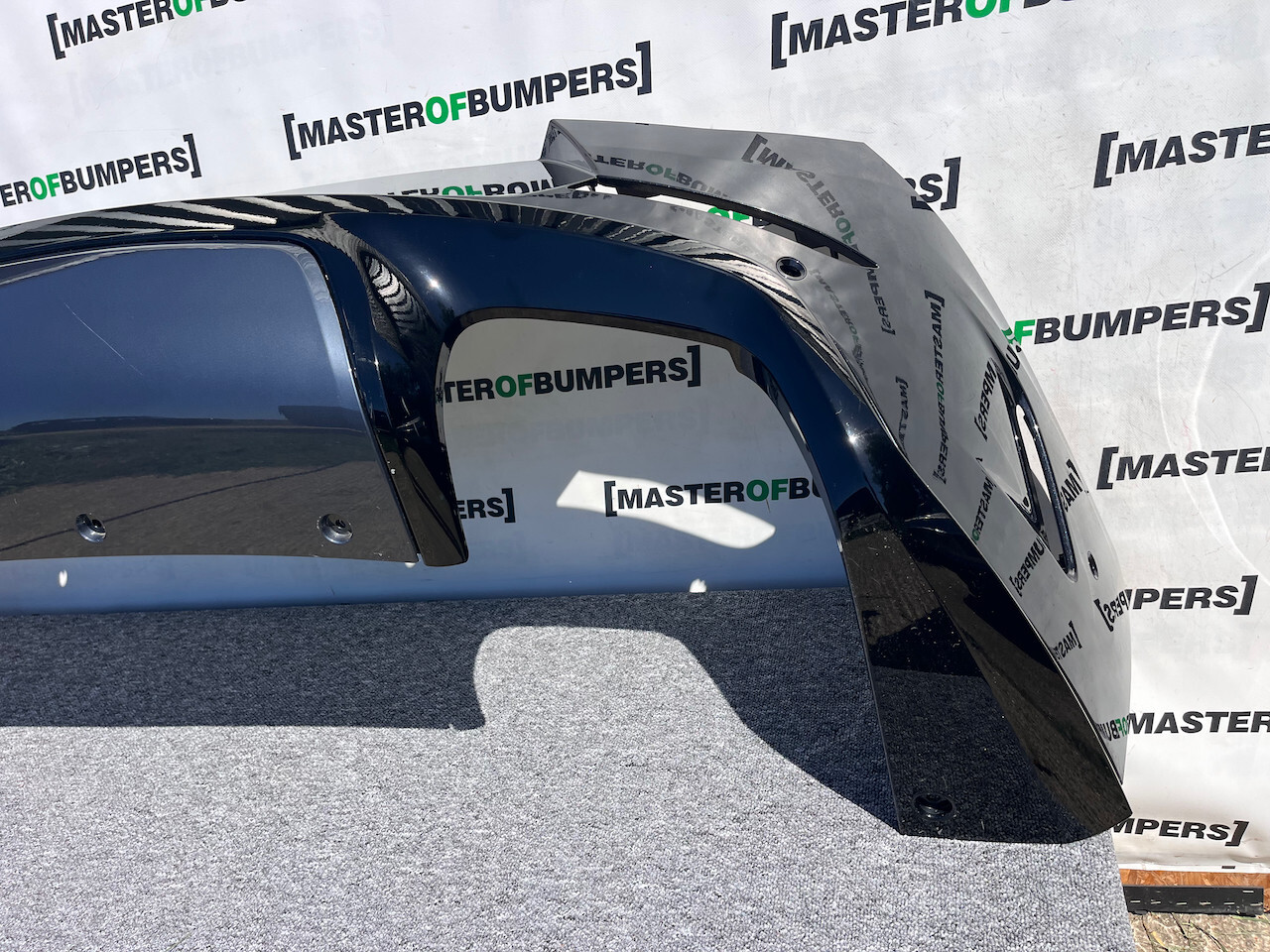 Range Rover Sport Svr Sv 2024-on Rear Bumper 6 Pdc Black Genuine [p406]