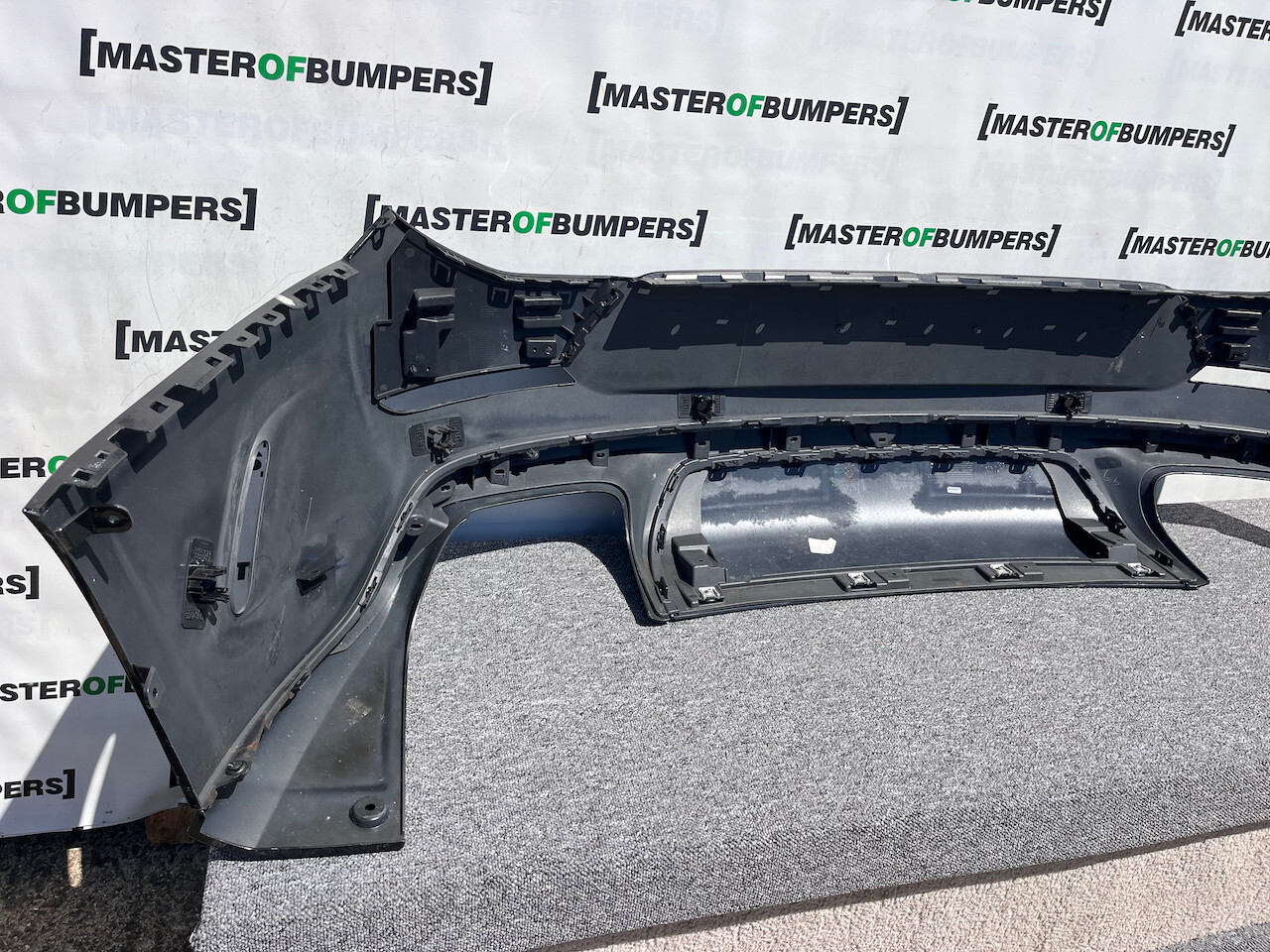 Range Rover Sport Svr Sv 2024-on Rear Bumper 6 Pdc Black Genuine [p406]