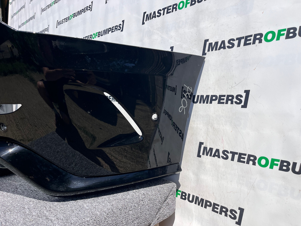Range Rover Sport Svr Sv 2024-on Rear Bumper 6 Pdc Black Genuine [p406]