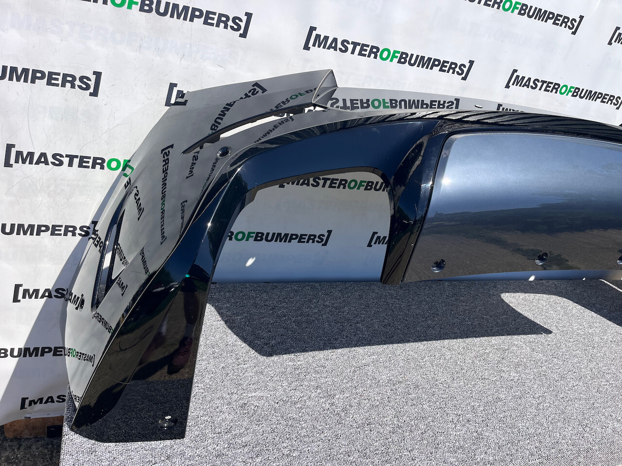 Range Rover Sport Svr Sv 2024-on Rear Bumper 6 Pdc Black Genuine [p406]