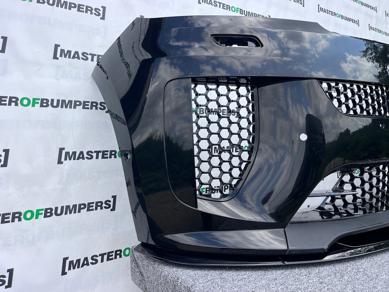 Range Rover Sport Sv Svr Limited 2024-on Front Bumper 6 Pdc Genuine [p444]