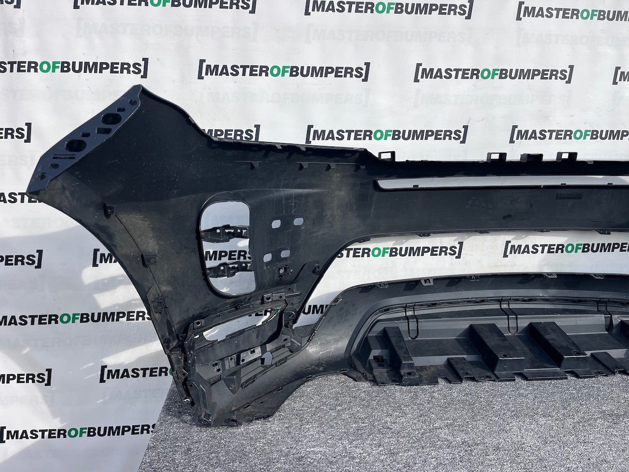 Range Rover Evoque R-dynamic Hse 2019-2023 Front Bumper 6 Pdc Genuine [p546]