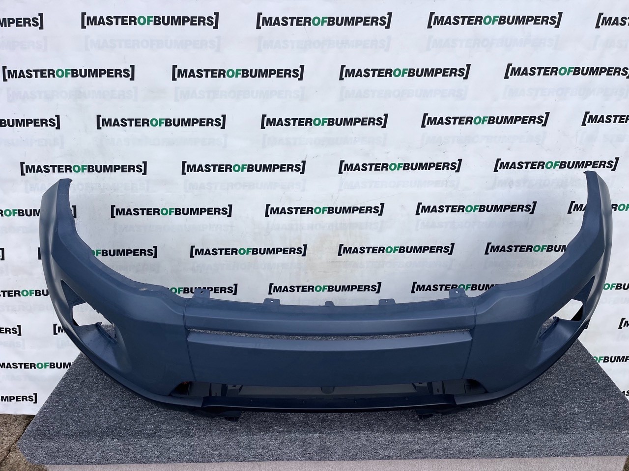 Range Rover Evoque Se Mk1 2011-2015 Front Bumper No Pdc No Jets Genuine [p552]