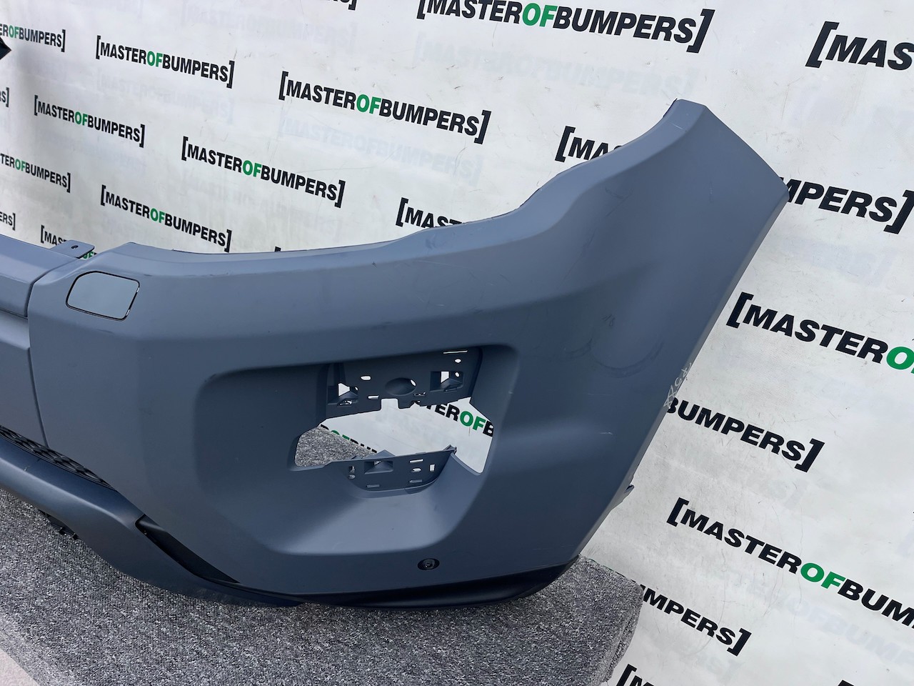 Range Rover Evoque Dynamic Mk1 2011-2015 Front Bumper 4 Pdc +jets Genuine [p588]