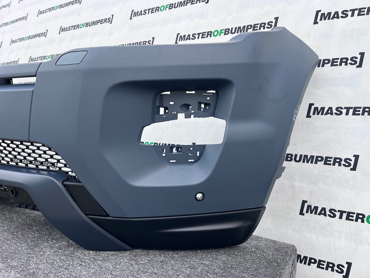 Range Rover Evoque Dynamic Mk1 2011-2015 Front Bumper 4 Pdc +jets Genuine [p588]