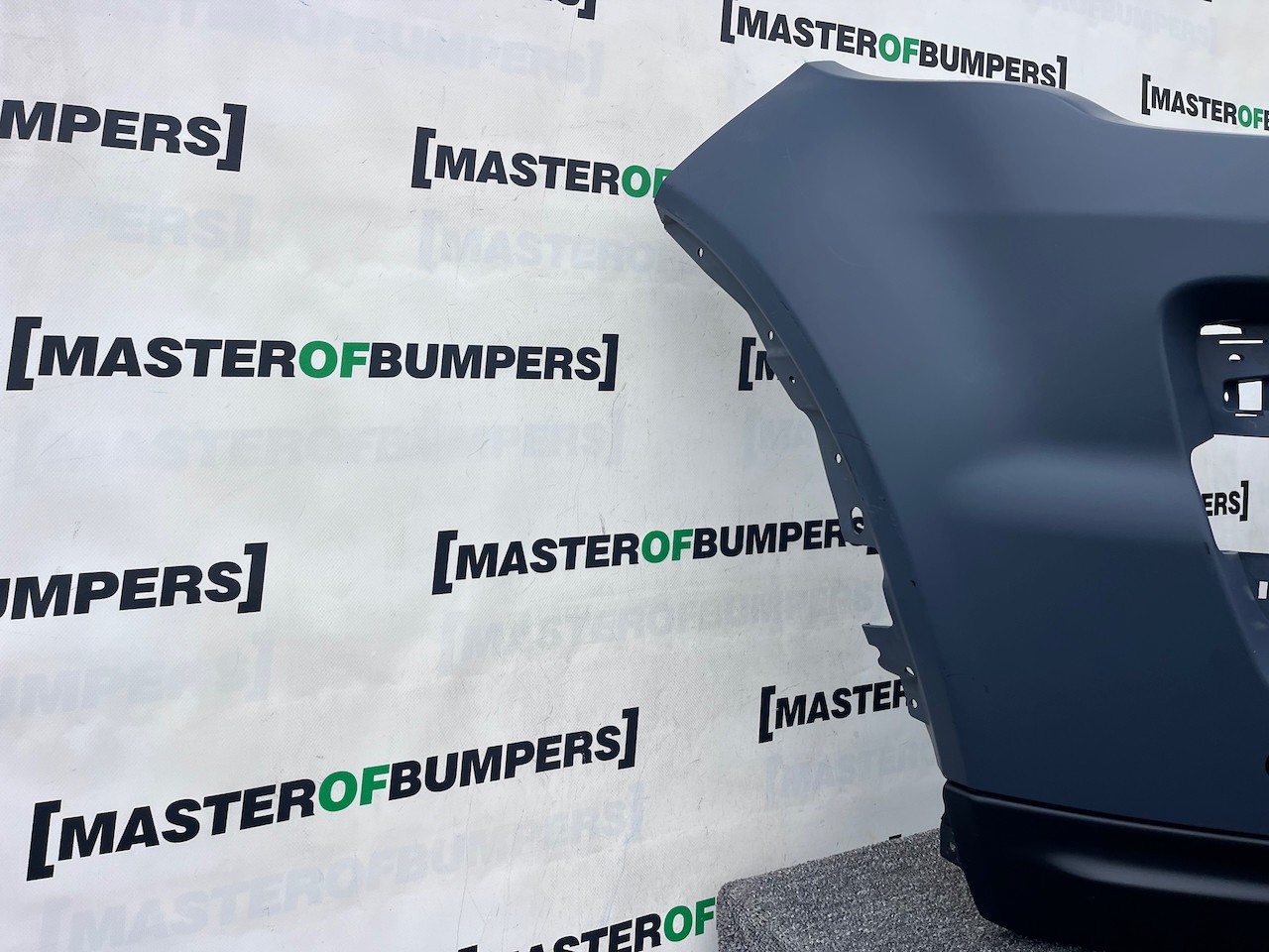 Range Rover Evoque Dynamic Mk1 2011-2015 Front Bumper 4 Pdc +jets Genuine [p612]