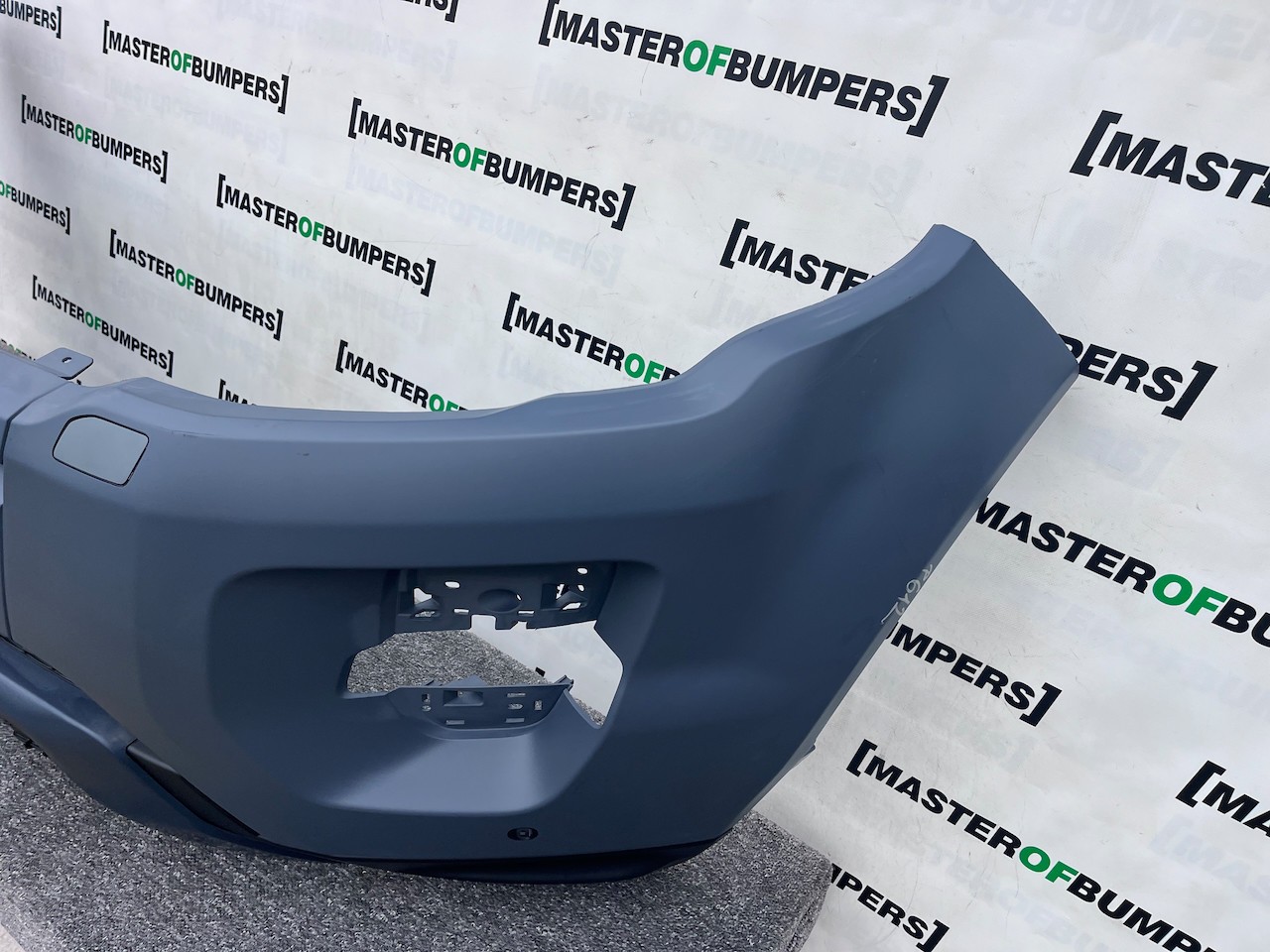 Range Rover Evoque Dynamic Mk1 2011-2015 Front Bumper 4 Pdc +jets Genuine [p612]