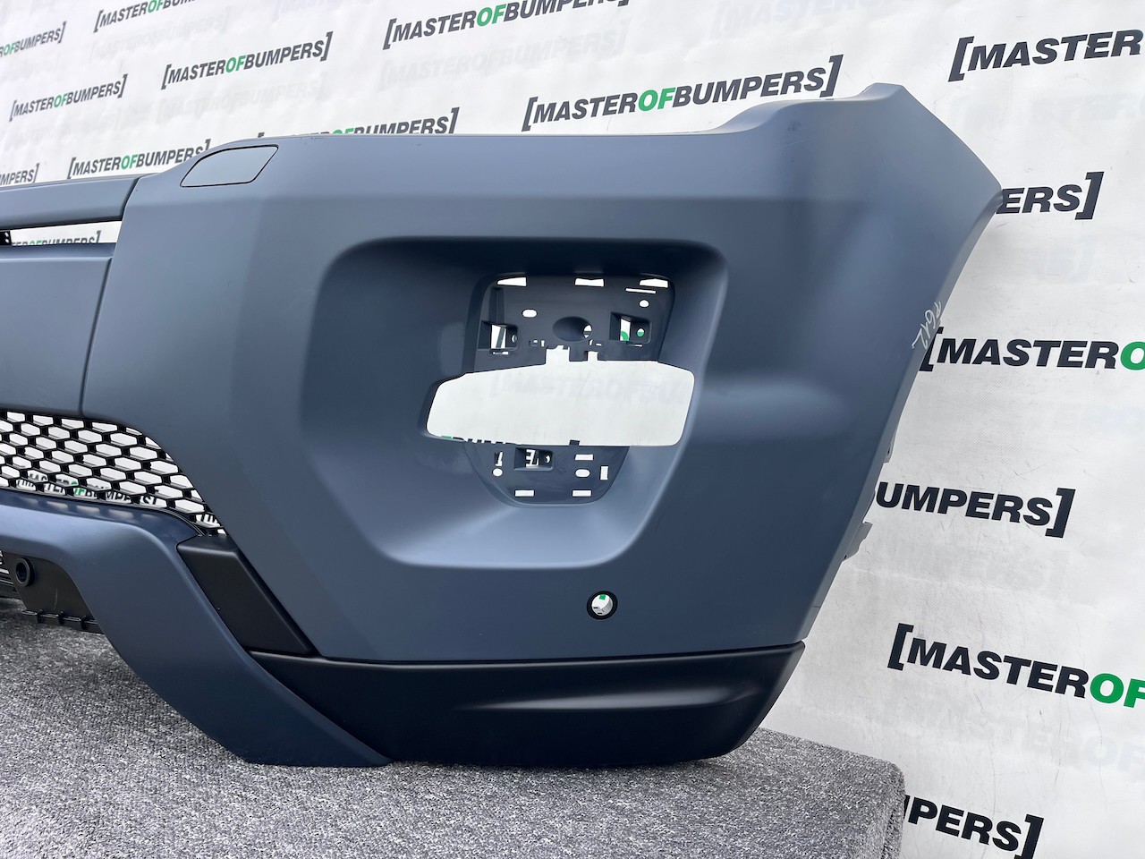 Range Rover Evoque Dynamic Mk1 2011-2015 Front Bumper 4 Pdc +jets Genuine [p612]