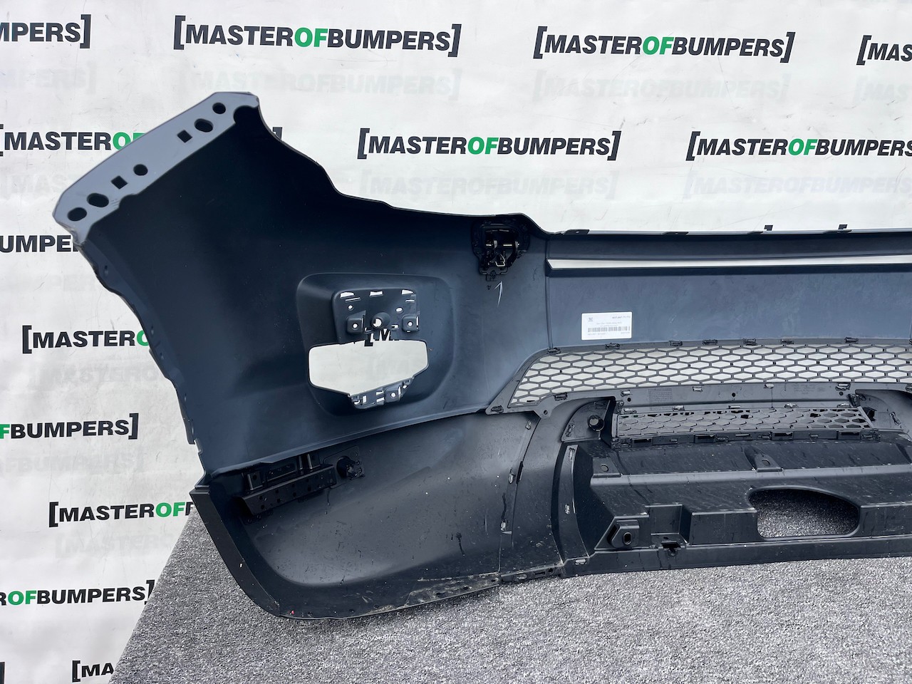 Range Rover Evoque Se Mk1 2011-2015 Front Bumper 4 Pdc +jets Genuine [p622]