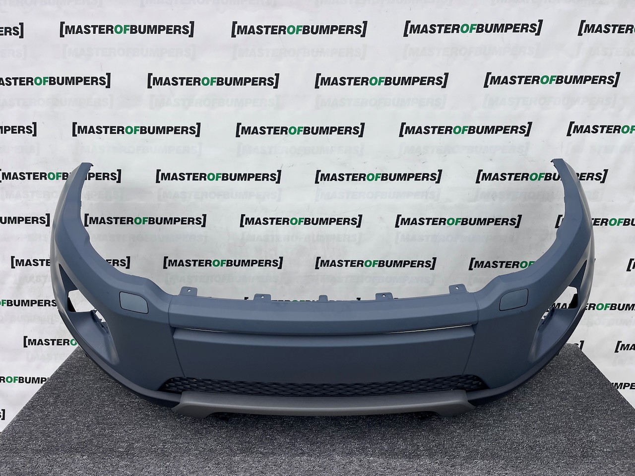 Range Rover Evoque Se Mk1 2011-2015 Front Bumper 4 Pdc +jets Genuine [p622]