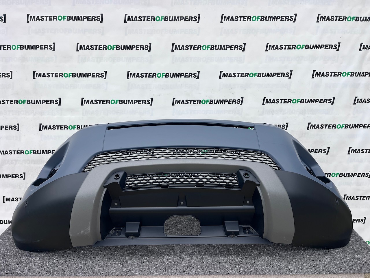 Range Rover Evoque Se Mk1 2011-2015 Front Bumper 4 Pdc +jets Genuine [p623]