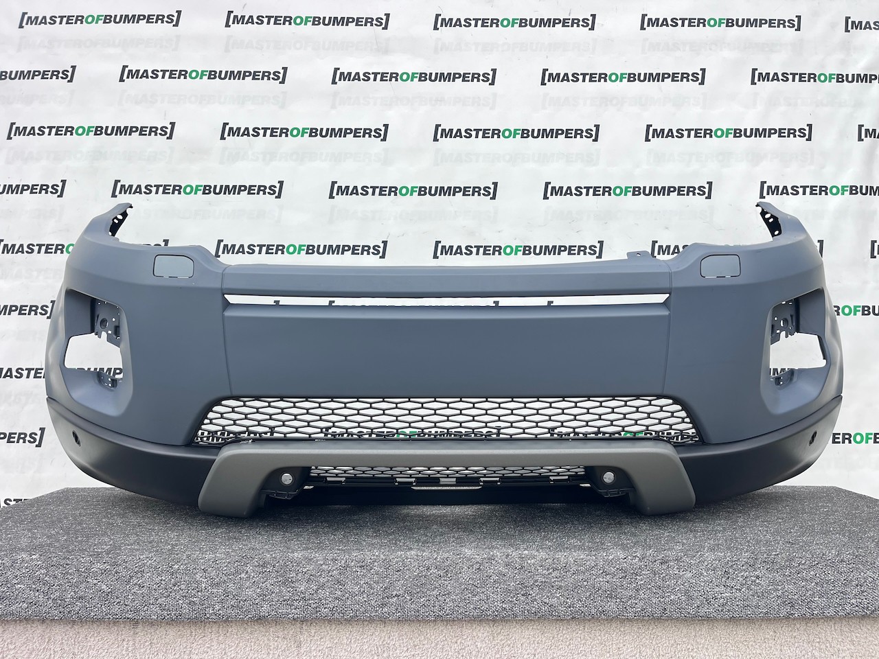 Range Rover Evoque Se Mk1 2011-2015 Front Bumper 4 Pdc +jets Genuine [p623]