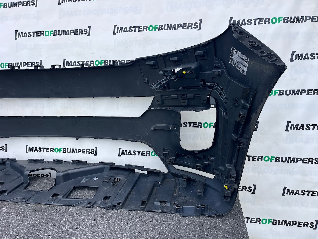 Range Rover Sport L461 Suv 2023-2026 Front Bumper 6 Pdc + Jets Genuine [p690]