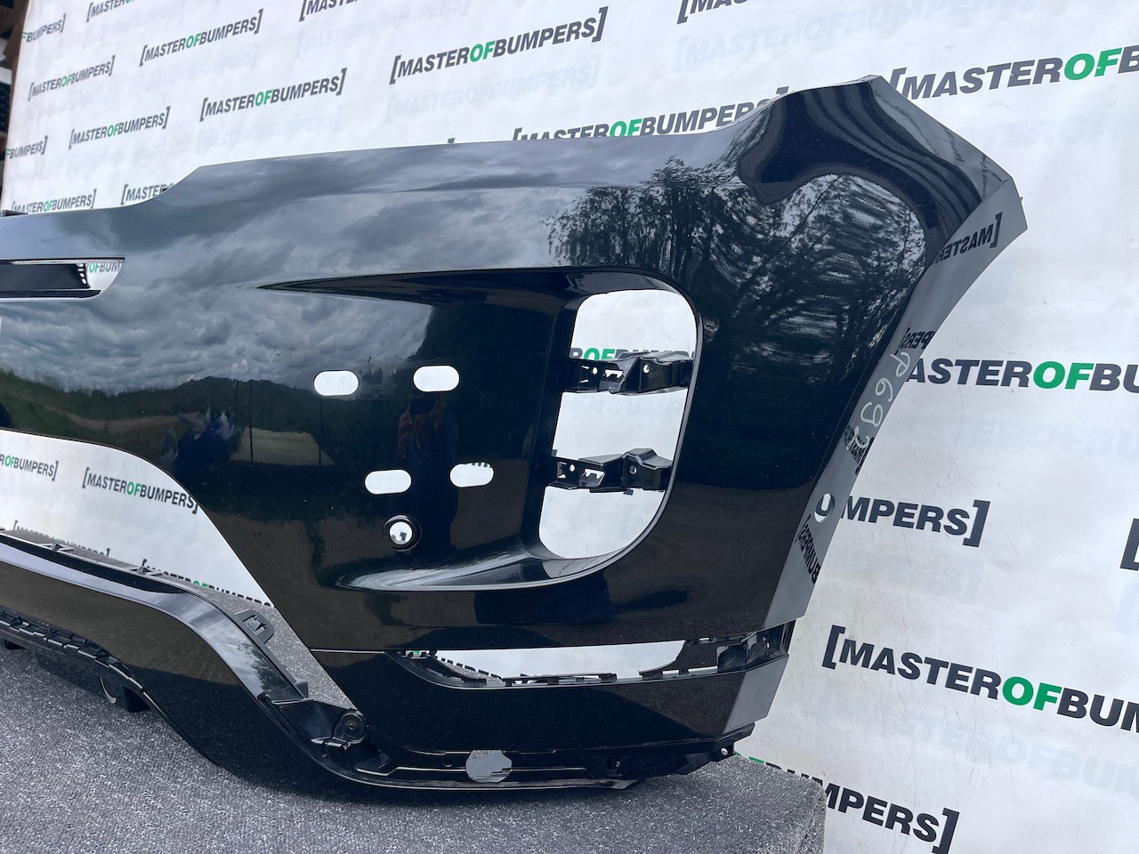 Range Rover Evoque R-dynamic Hse 2019-2023 Front Bumper 6 Pdc Genuine [p692]