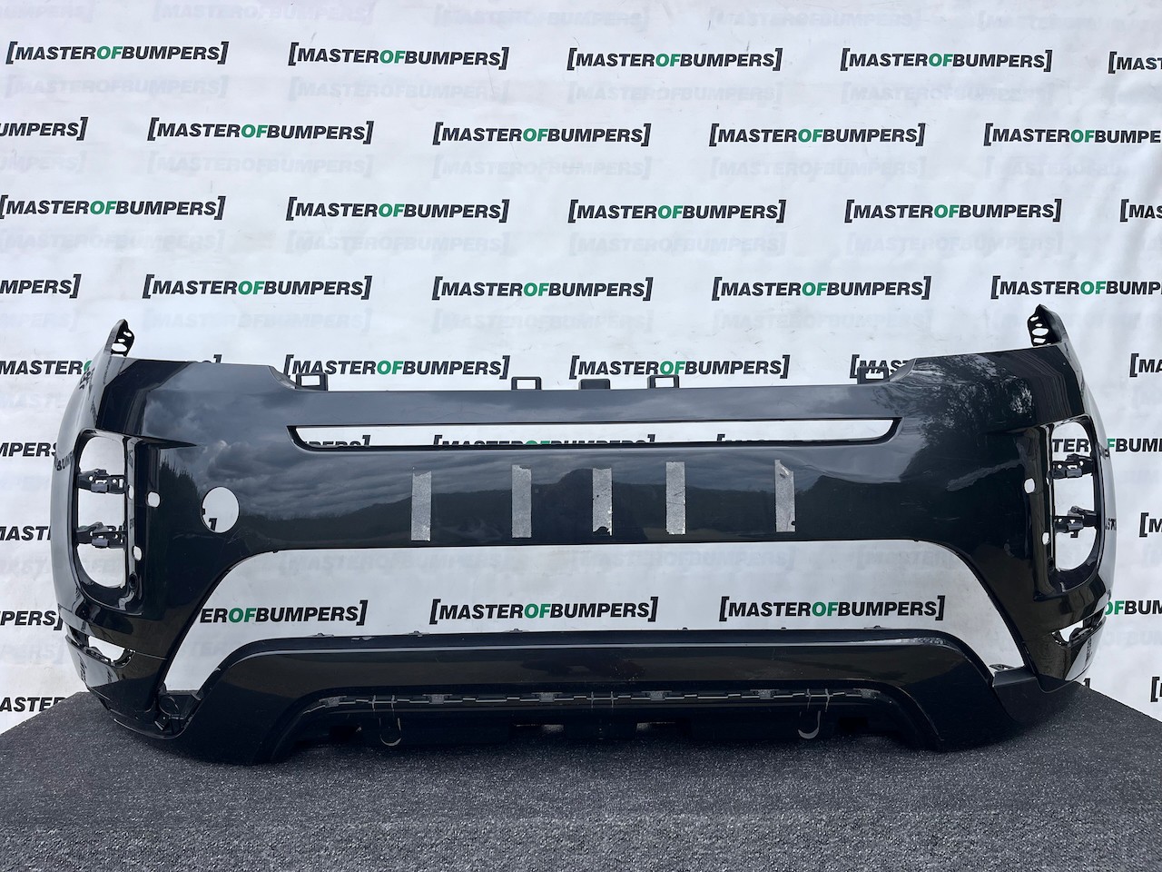 Range Rover Evoque R-dynamic Hse 2019-2023 Front Bumper 4 Pdc Genuine [p694]
