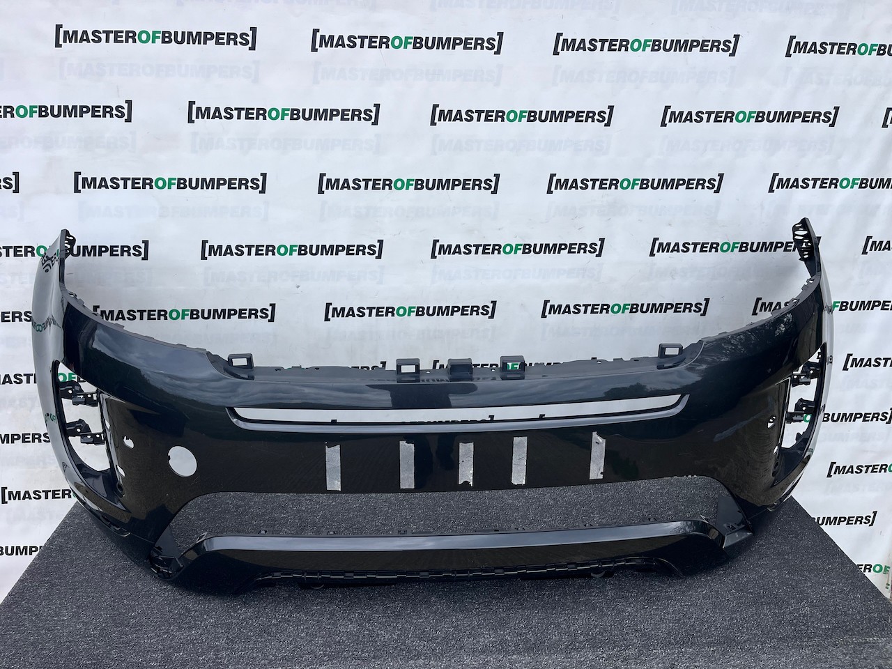 Range Rover Evoque R-dynamic Hse 2019-2023 Front Bumper 4 Pdc Genuine [p694]